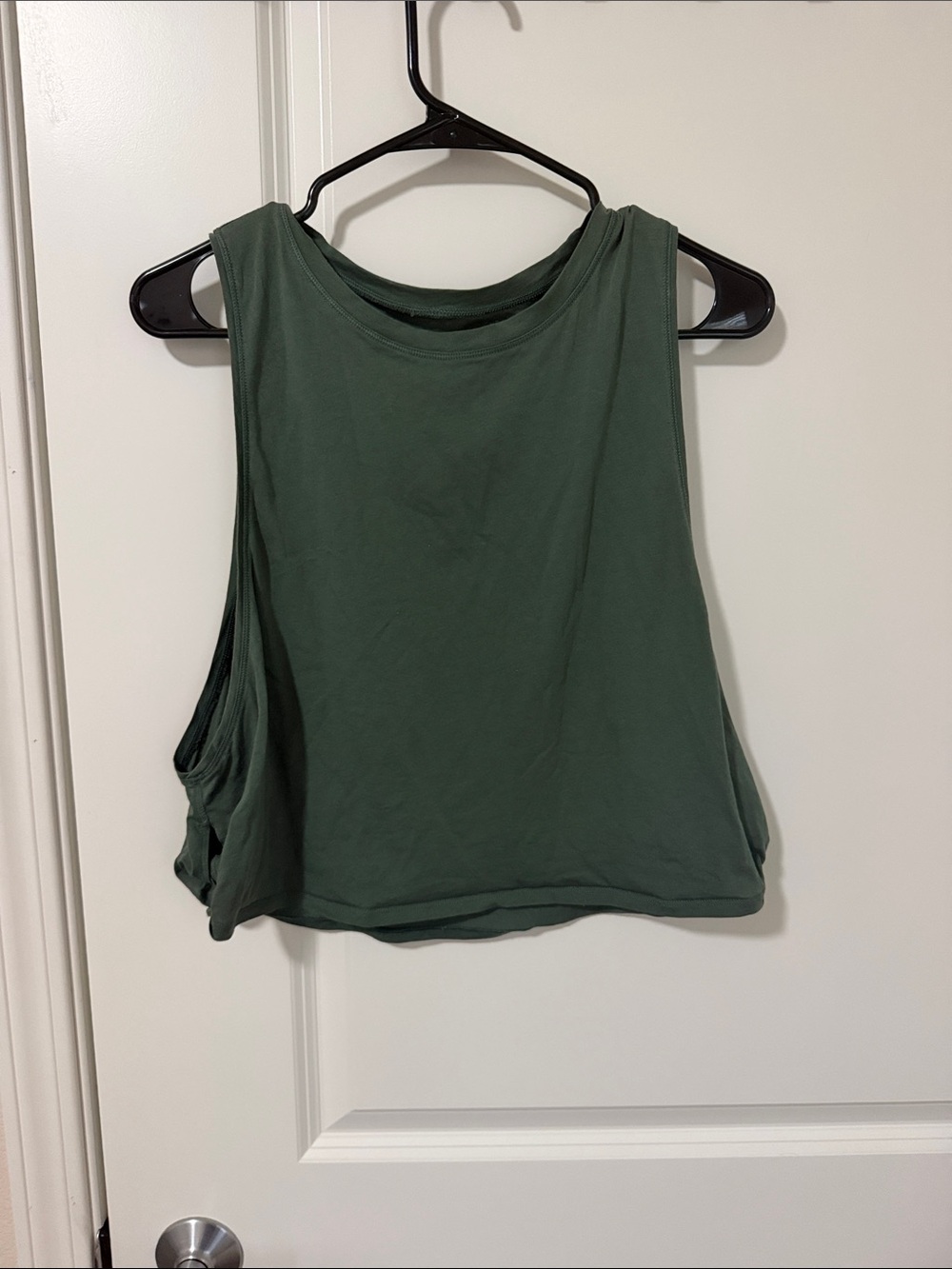 CRZ YOGA Olive Green Sleeveless Crop Top